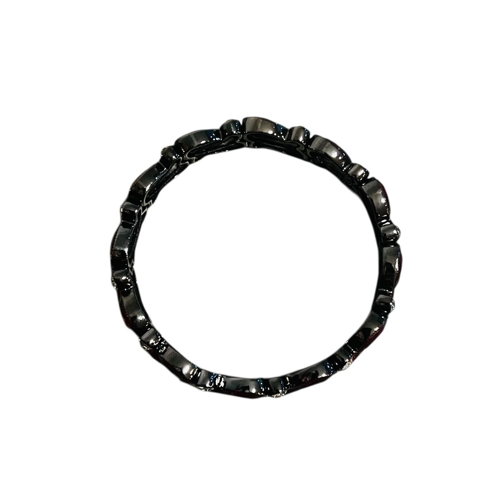 Roman Scarlet Teardrop Crystal Stretch Bracelet with Clear Accents - Picture 3 of 6